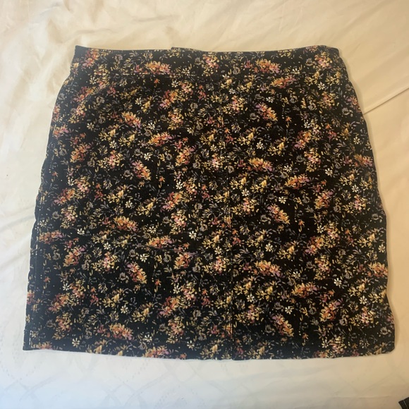 Mossimo Corduroy Skirt - Picture 9 of 9